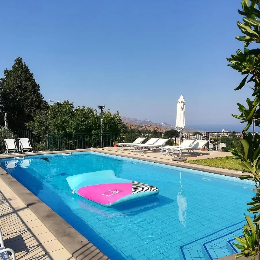 Villa Capogrecale - Piscina Riscaldata Piedimonte Etneo