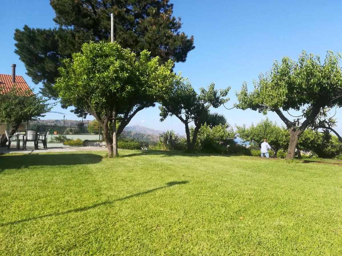 Villa Capogrecale - Piscina Riscaldata Piedimonte Etneo Italy