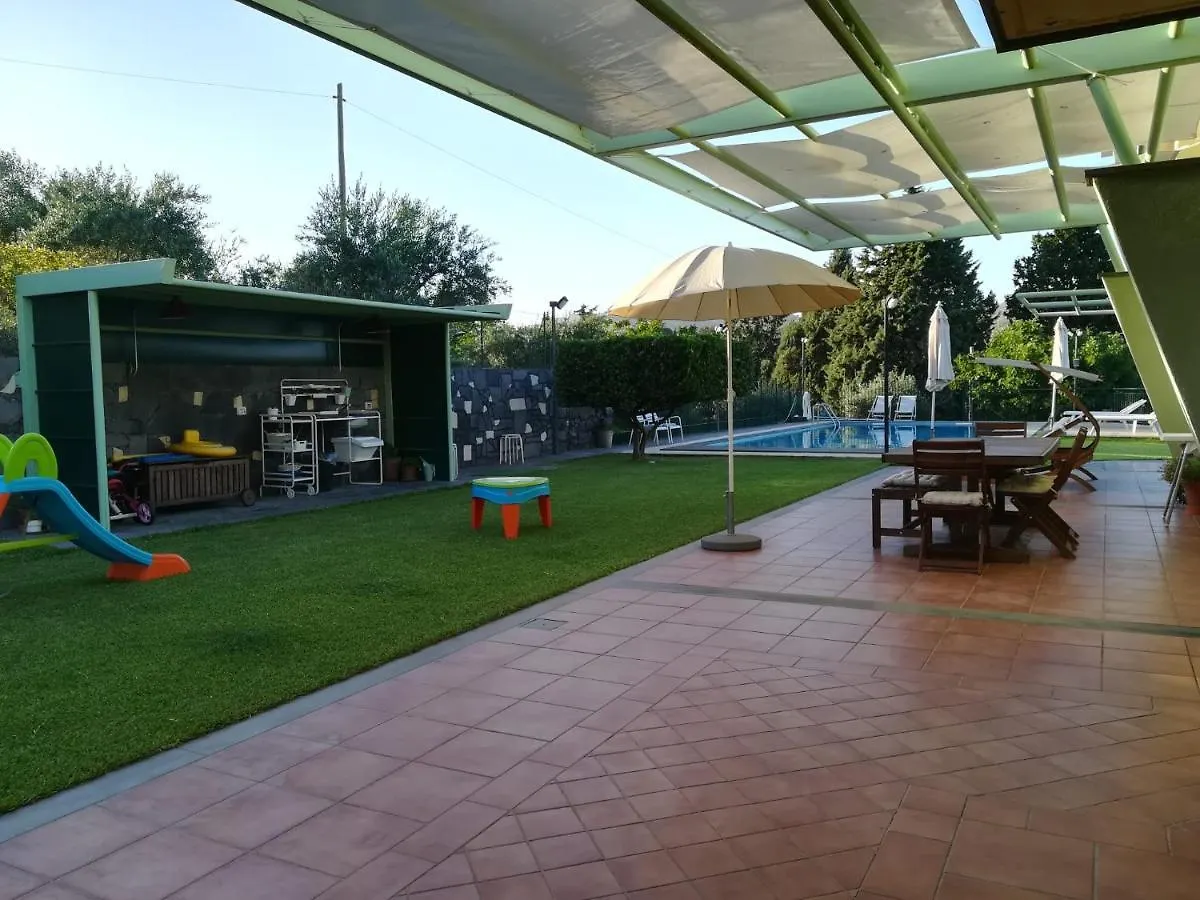 Villa Capogrecale - Piscina Riscaldata Piedimonte Etneo 0*,