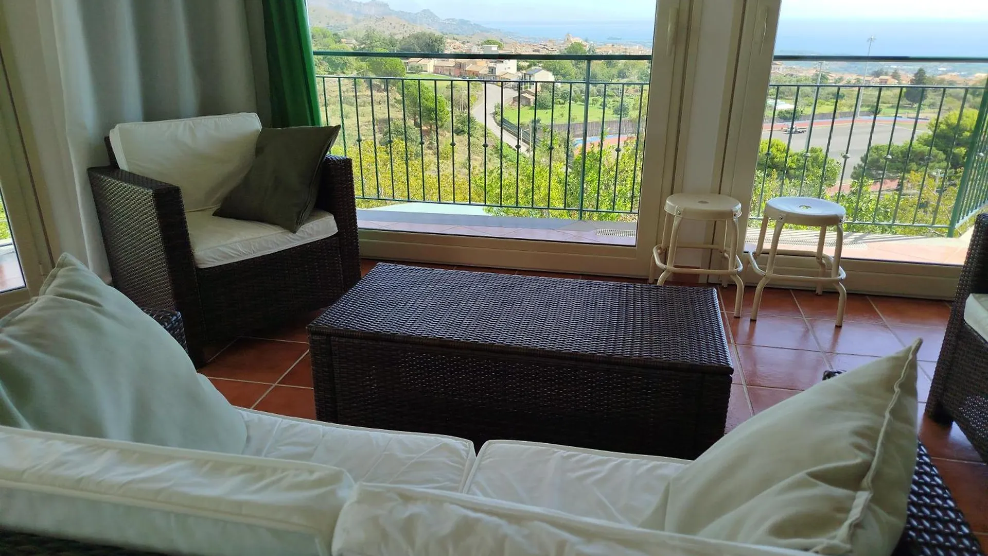 Villa Capogrecale - Piscina Riscaldata Piedimonte Etneo