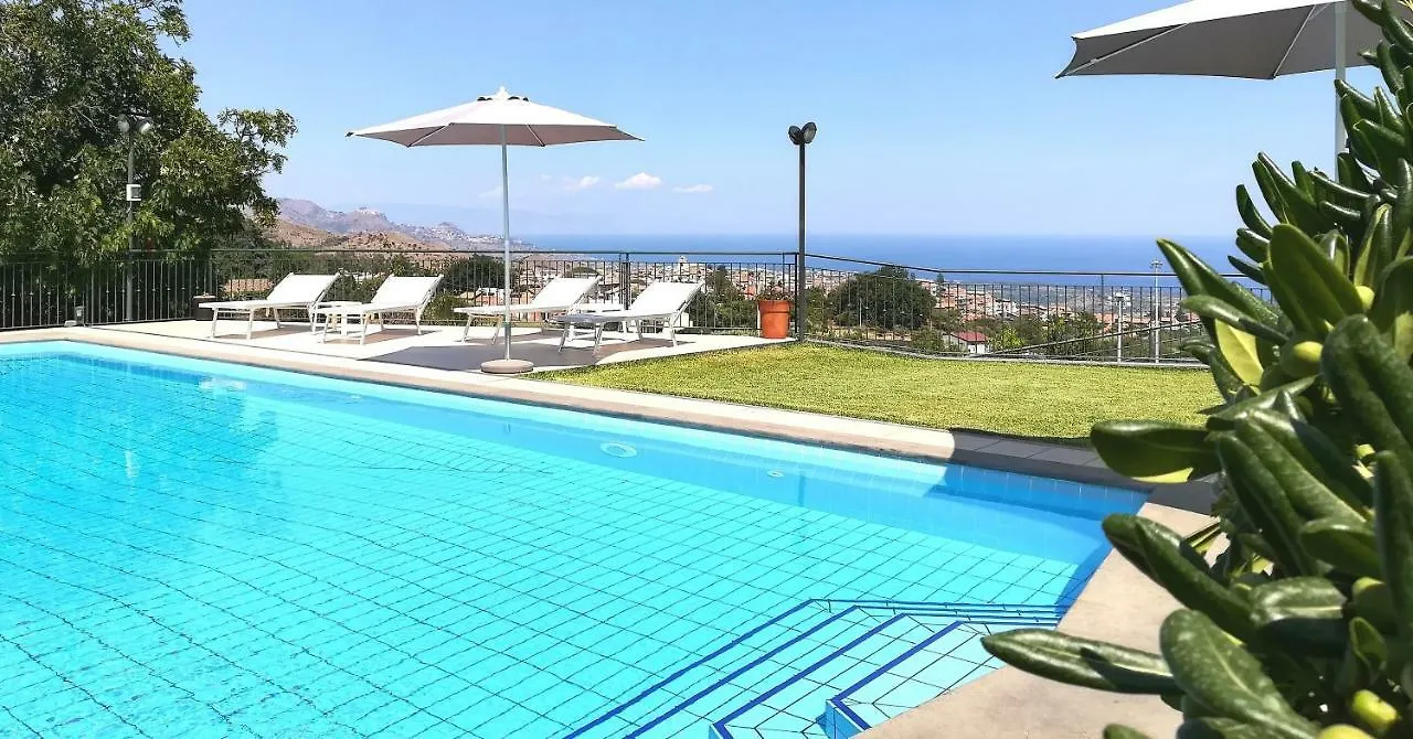 Villa Capogrecale - Piscina Riscaldata Piedimonte Etneo 0*,